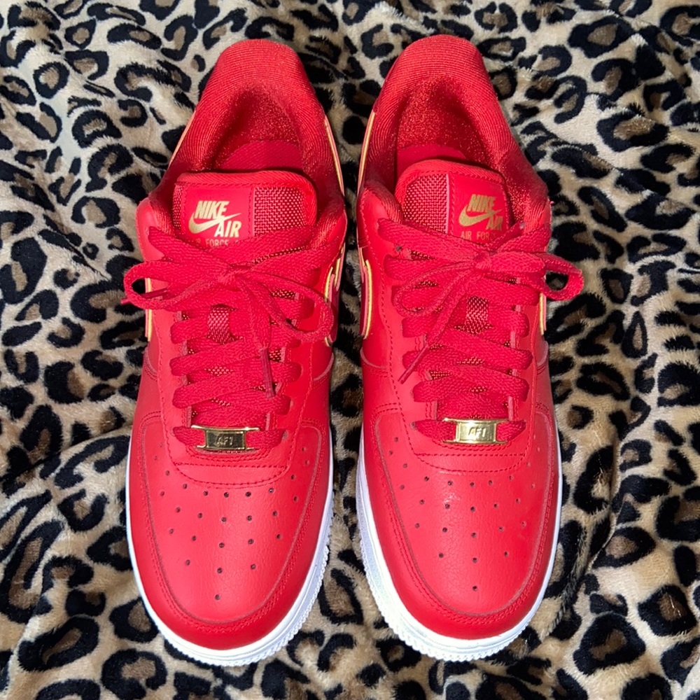 Red Air force 1s